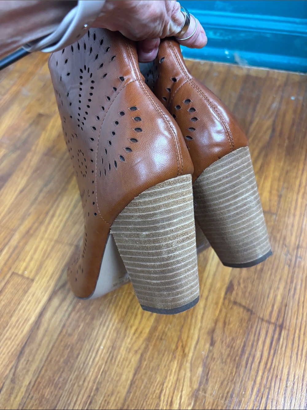 Carlos by Carlos Santana Womens Taryn Leather Block Heel Boot Shoes 9.5 ■■NEW■■ - Picture 4 of 6